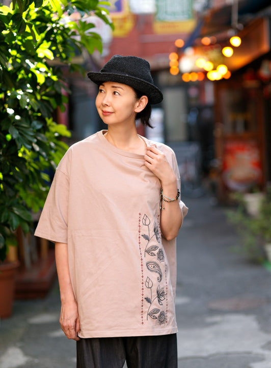 ロータスペイズリー刺繍Tシャツ★もっと66の日2023