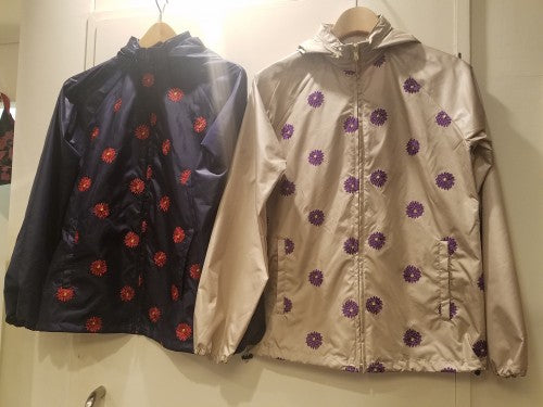 ★お宝市★ダリア刺繍レインブルゾン 全体