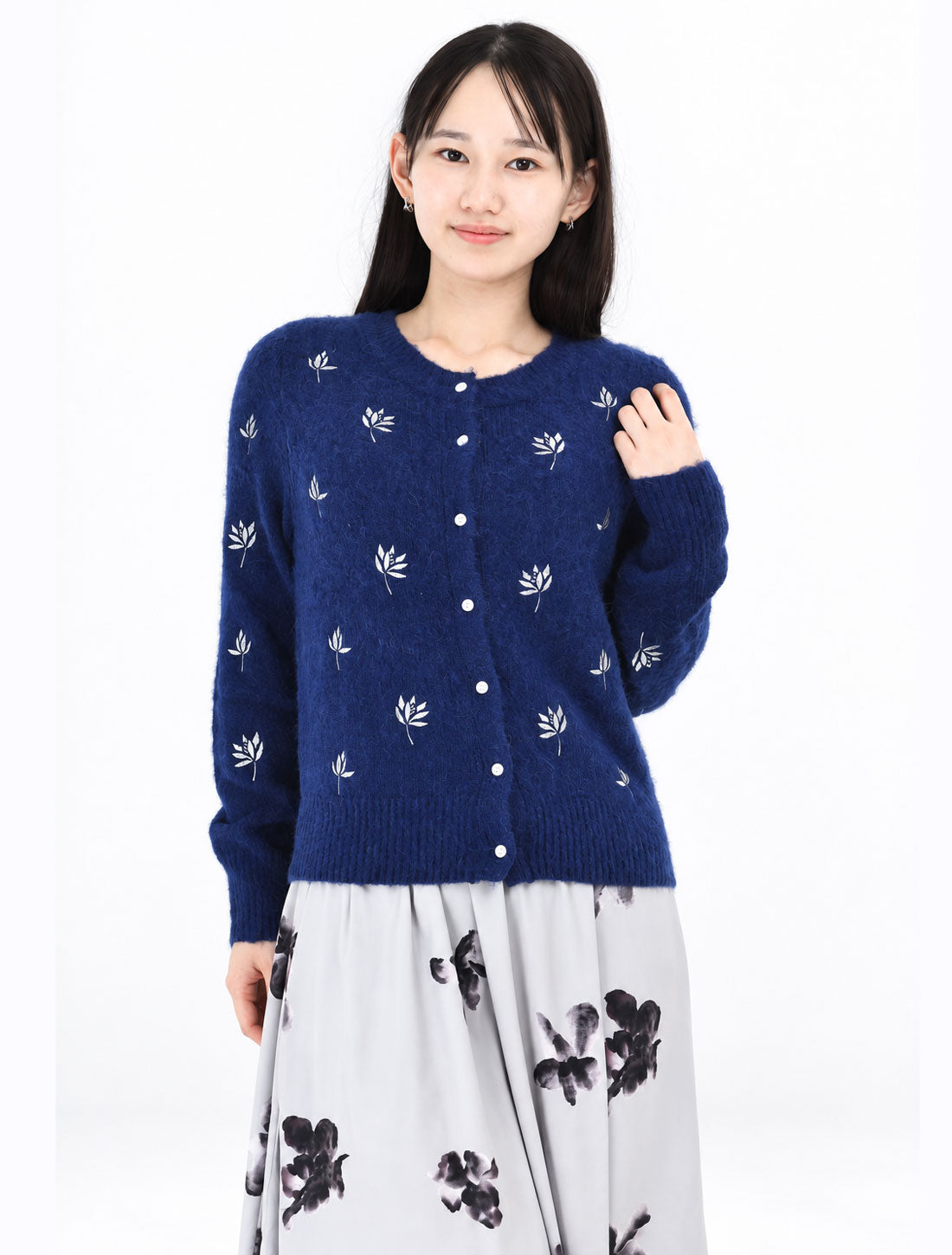 2026AW蓮刺繍ニットカーディガン