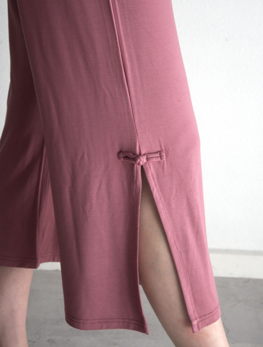 チャイナスリットパンツ