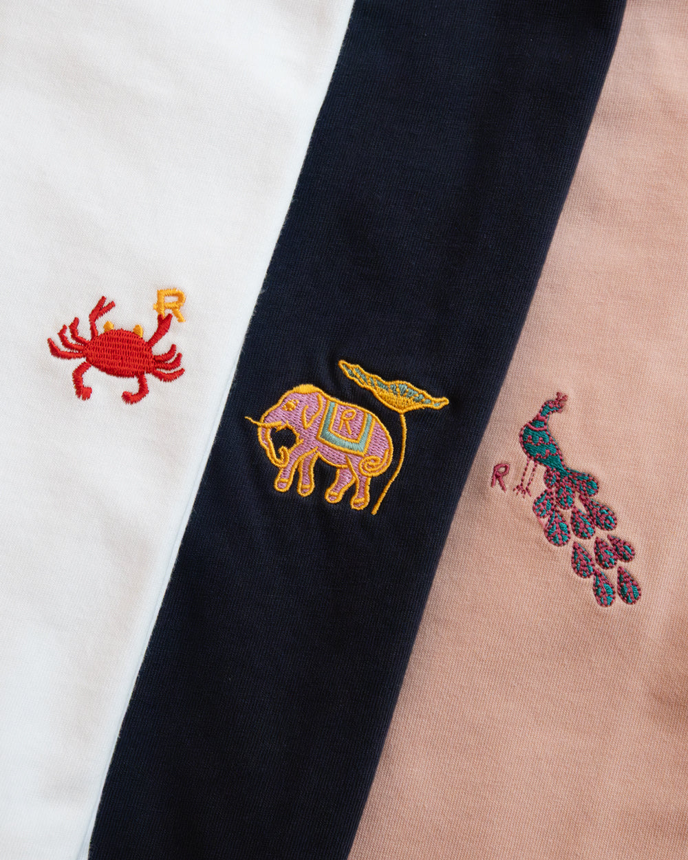 アジアンモチーフ刺繍Tシャツ