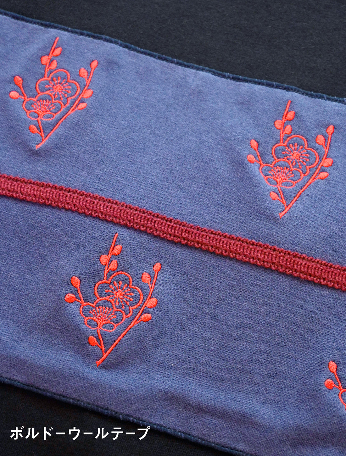 梅刺繍パッチワークロングスリーブT