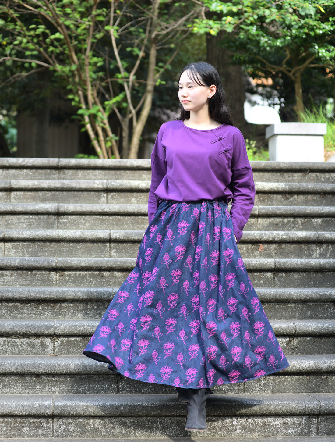 フォレストフラワーデニム刺繍フレアースカート