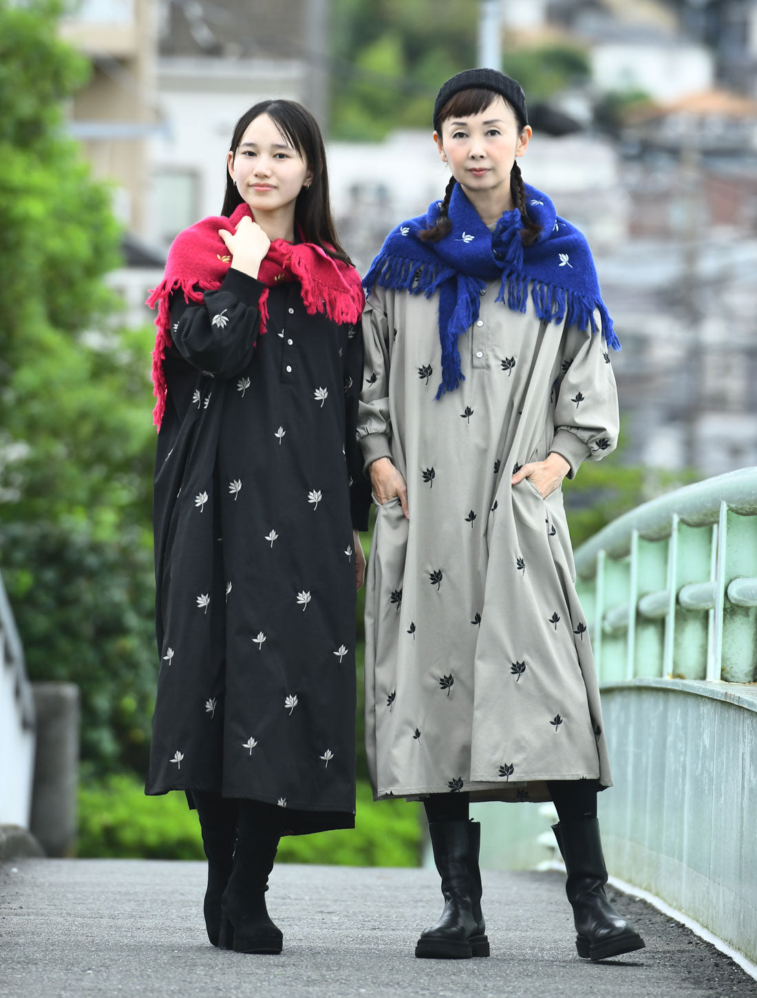 2026AW蓮刺繍スタンドカラーワンピース
