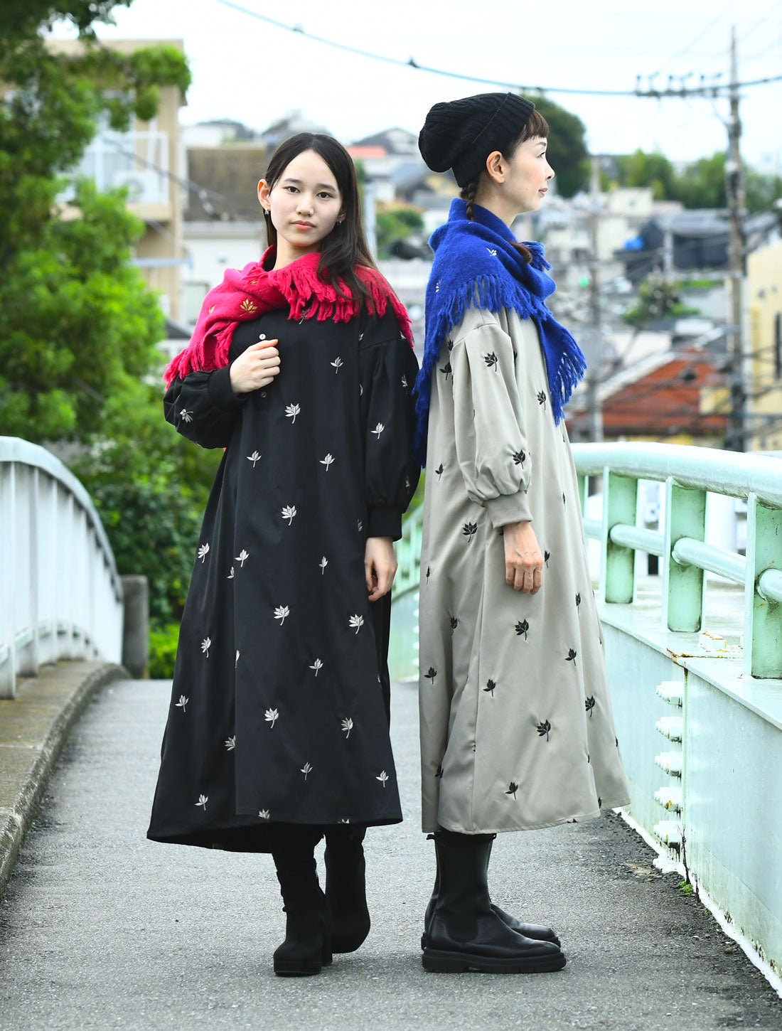 2026AW蓮刺繍スタンドカラーワンピース