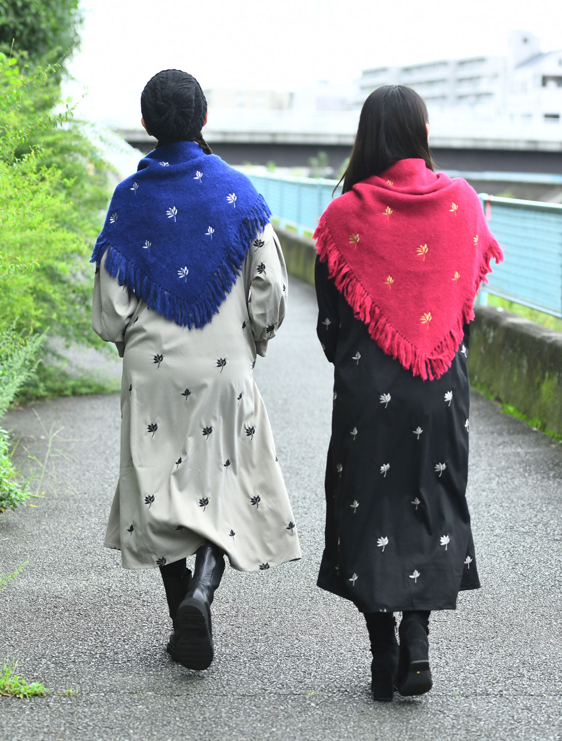 2026AW蓮刺繍スタンドカラーワンピース