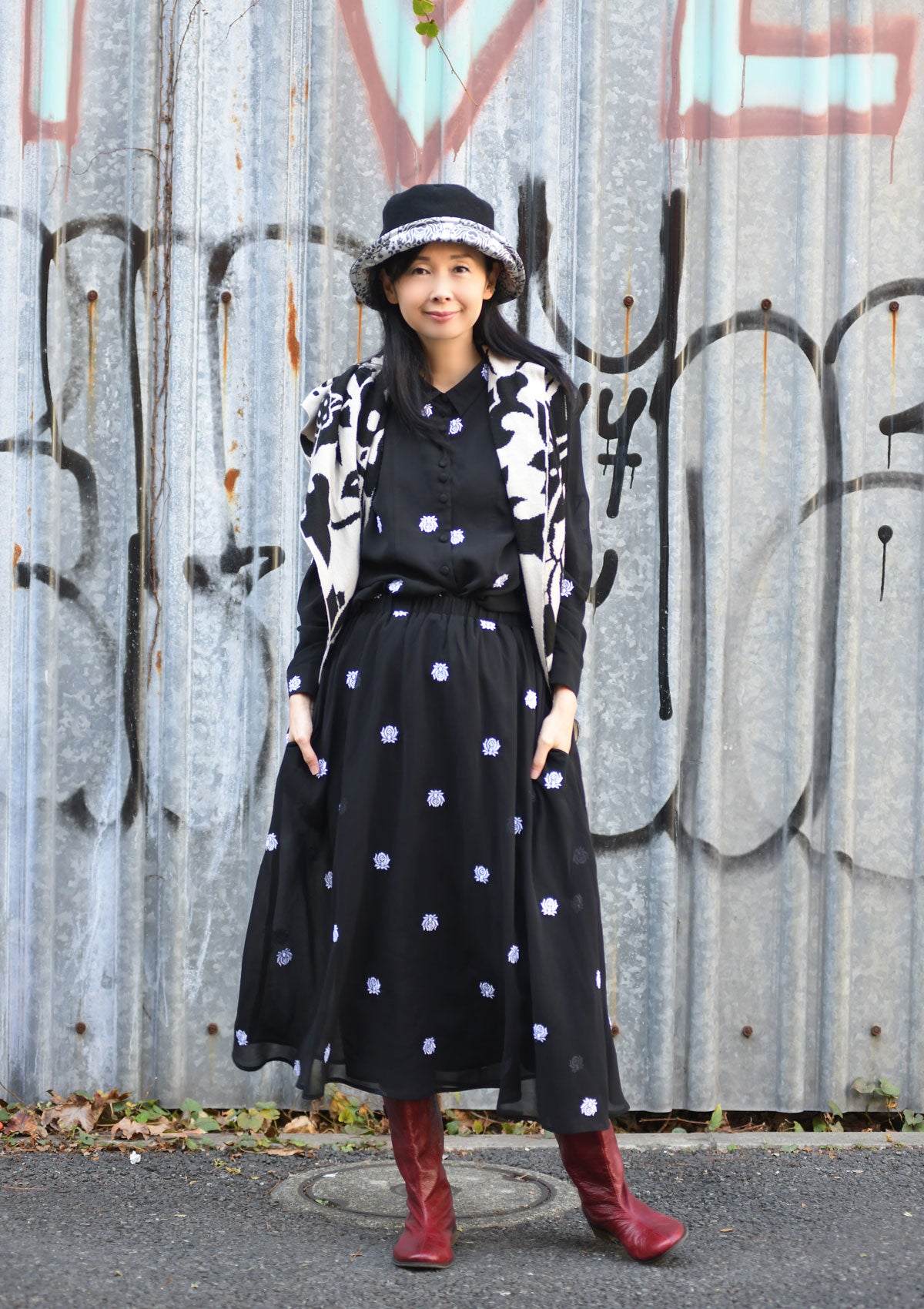蓮刺繍シフォンギャザースカート