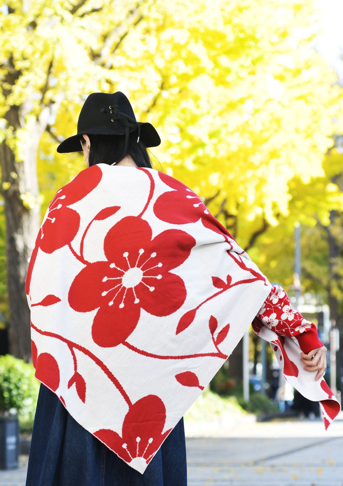 梅唐草ジャカードニットストール★SALE★ (detail 4) - ROUROU | Yokohama Chinatown Asian Fashion