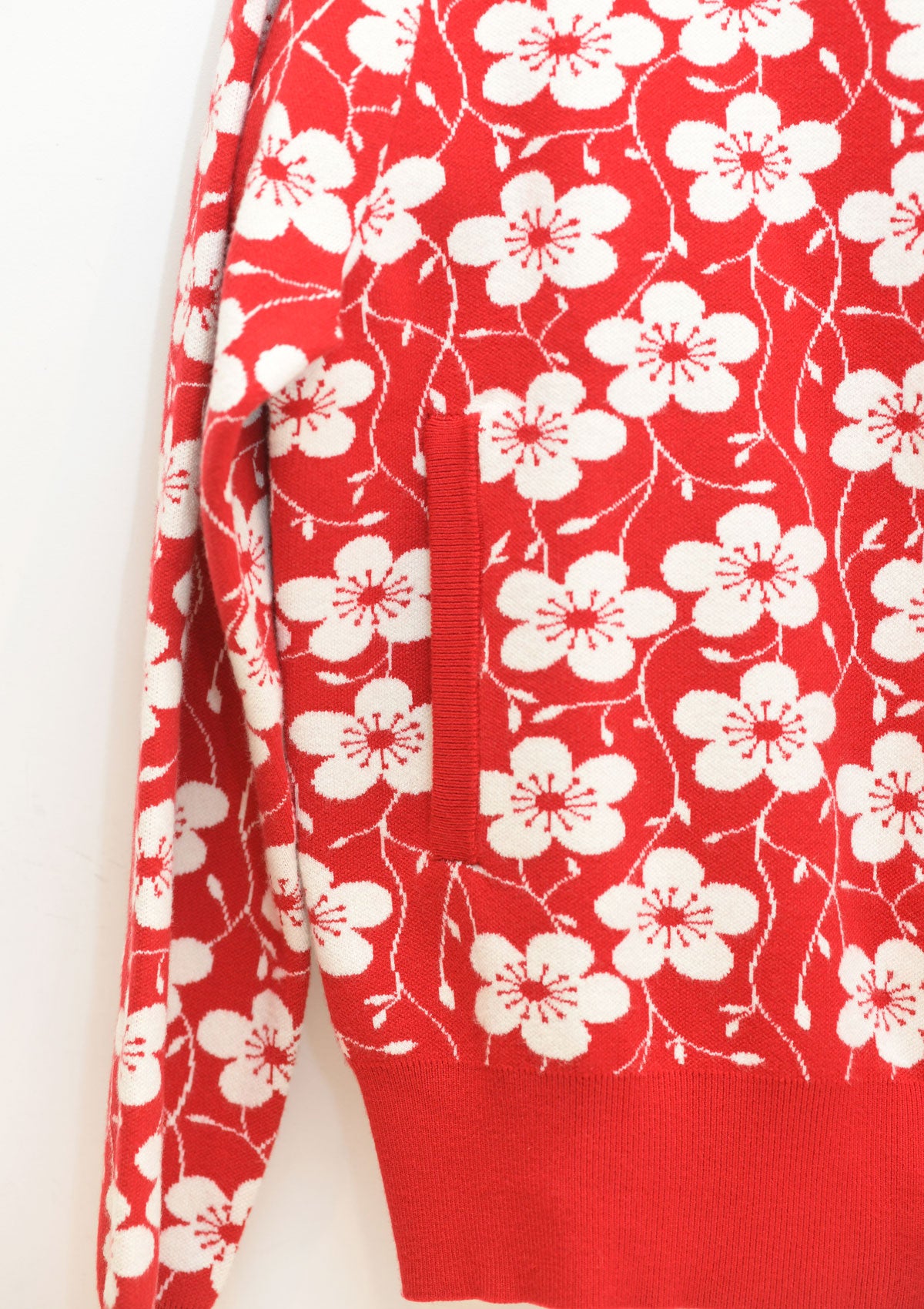 梅唐草ジャカードニットパーカー