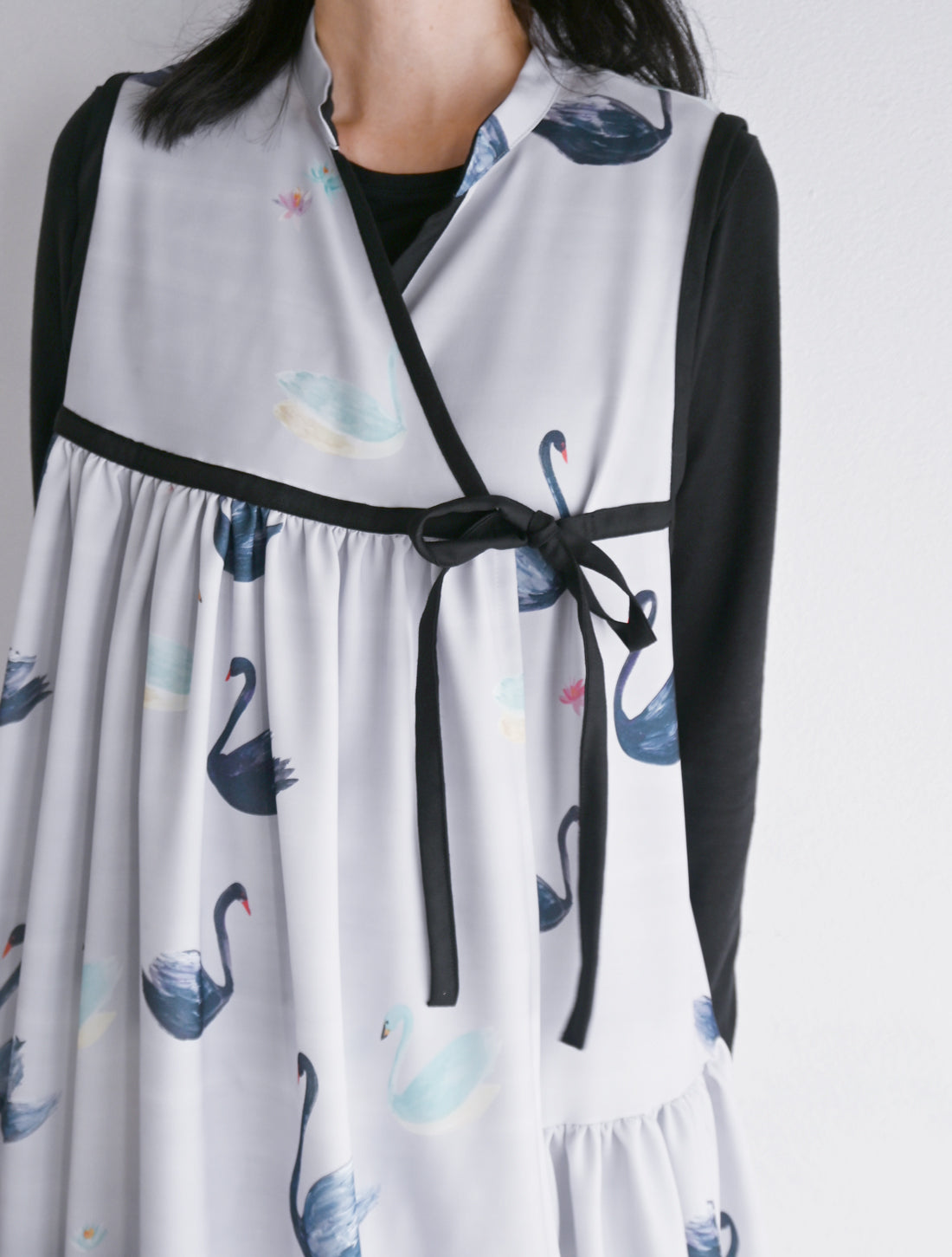 【25周年】白鳥カシュクールワンピース