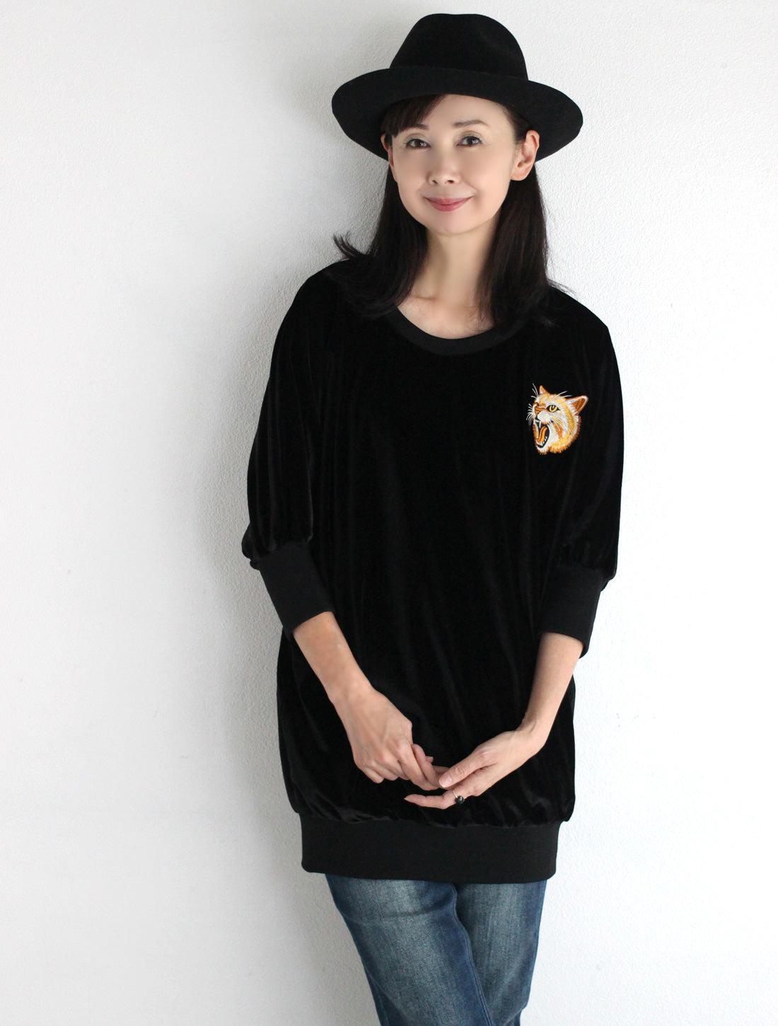 【25周年】猫刺繍ベロアドルマンチュニック※予約