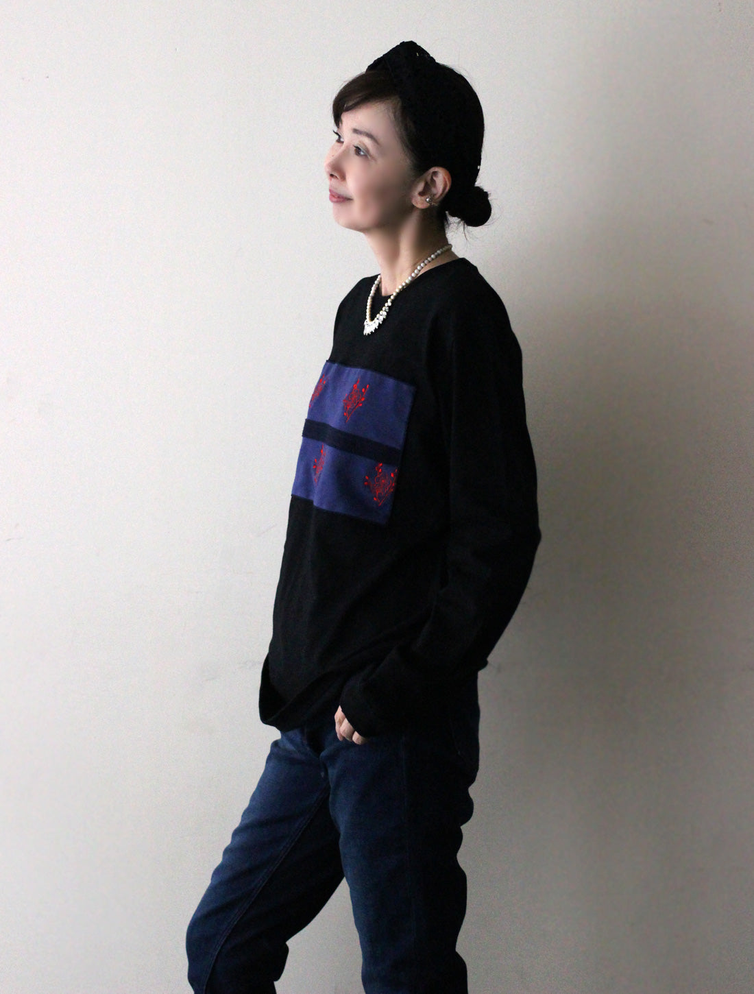 梅刺繍パッチワークロングスリーブT