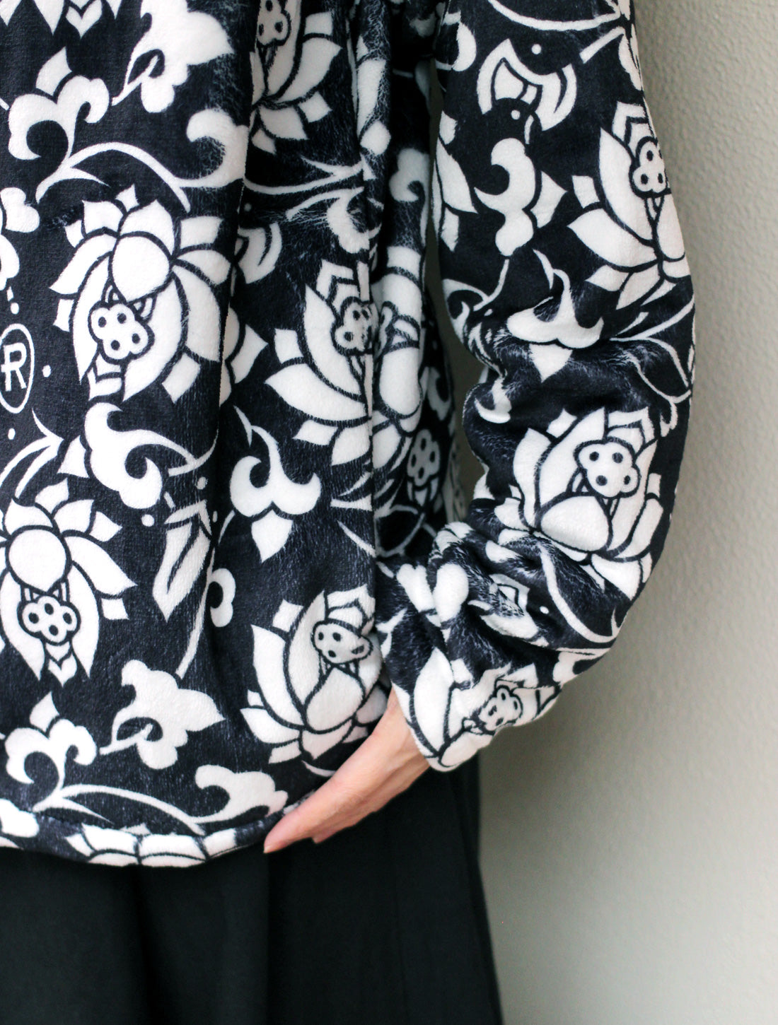 蓮唐草フリース