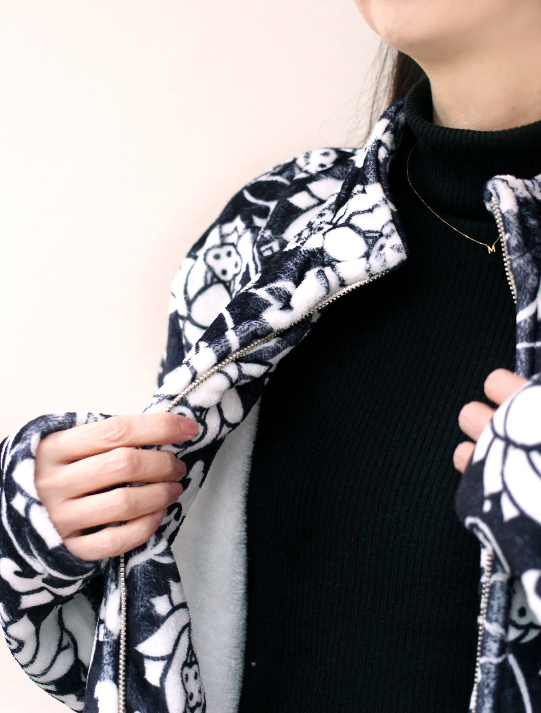 蓮唐草フリース