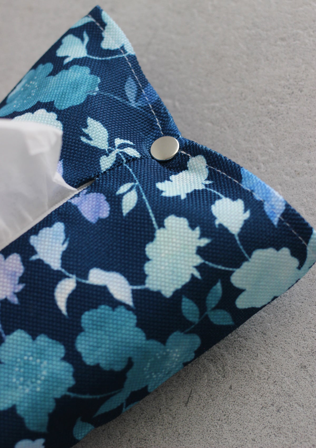 カラフルプリントティッシュケース