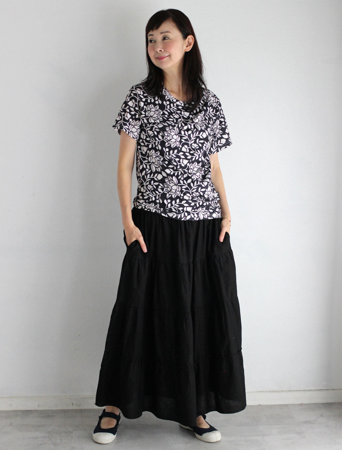 カラフルプリントTシャツ