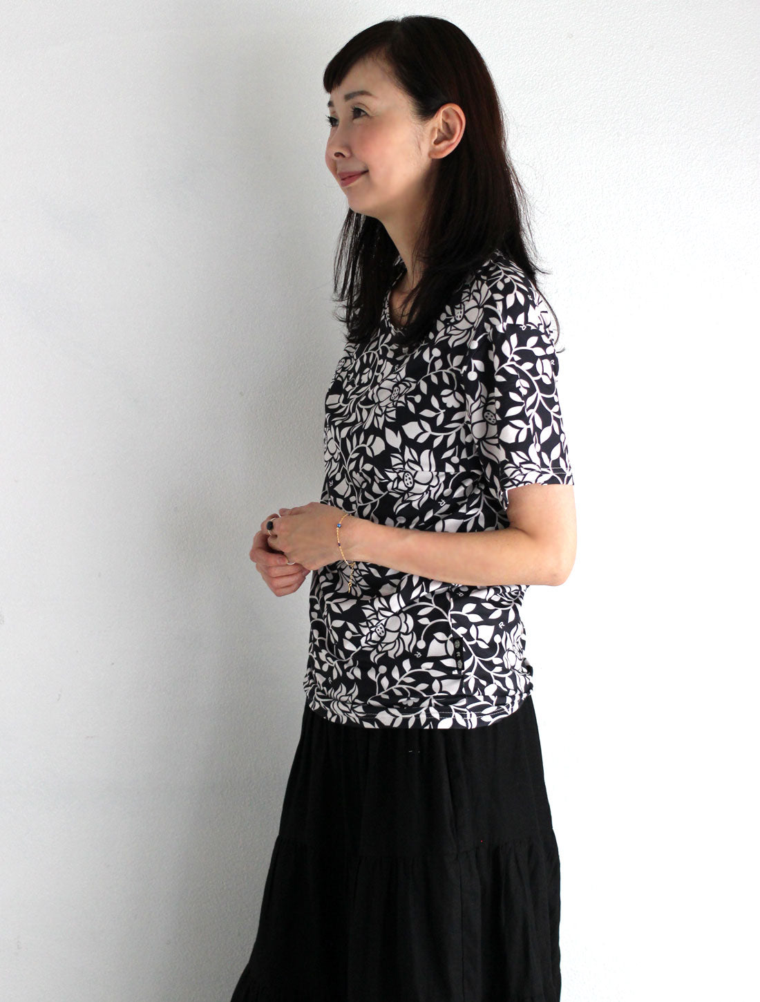 カラフルプリントTシャツ