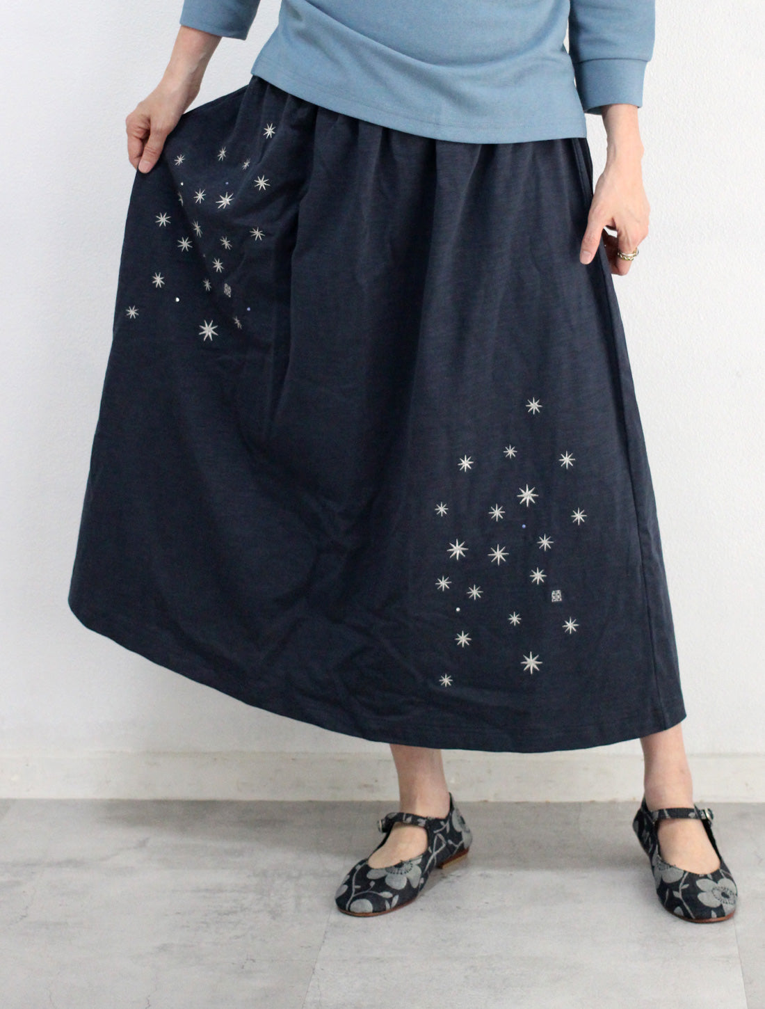 星空刺繍スカート