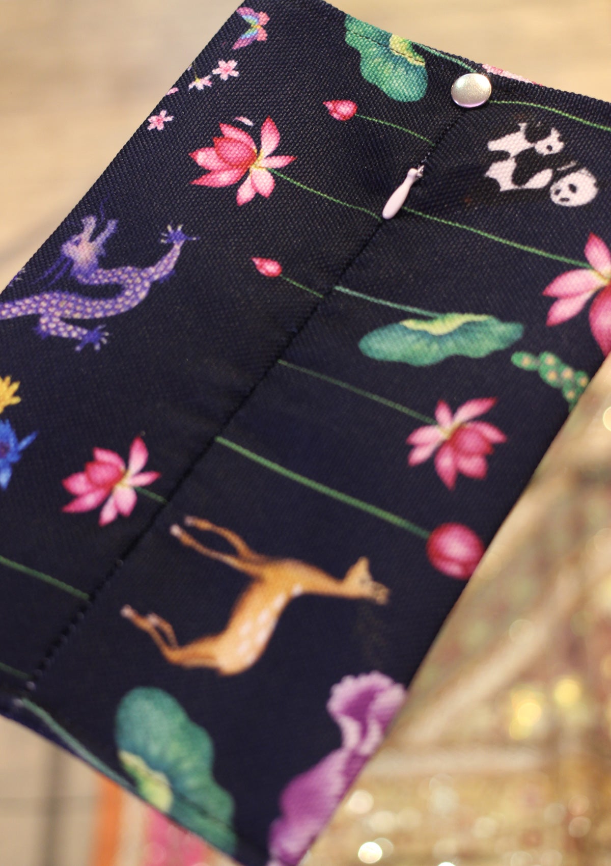 カラフルプリントティッシュケース