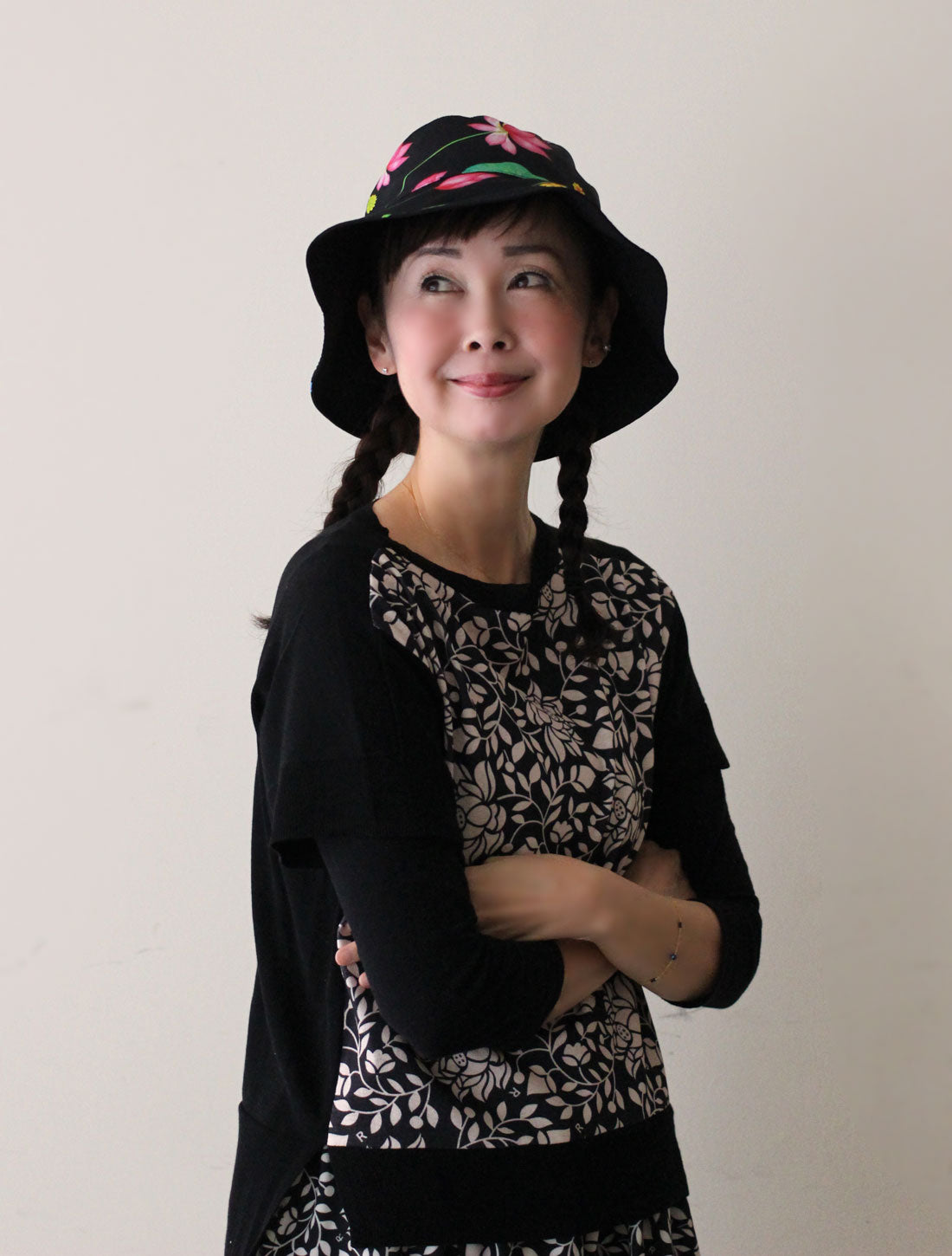 朧朧国リバーシブルハット