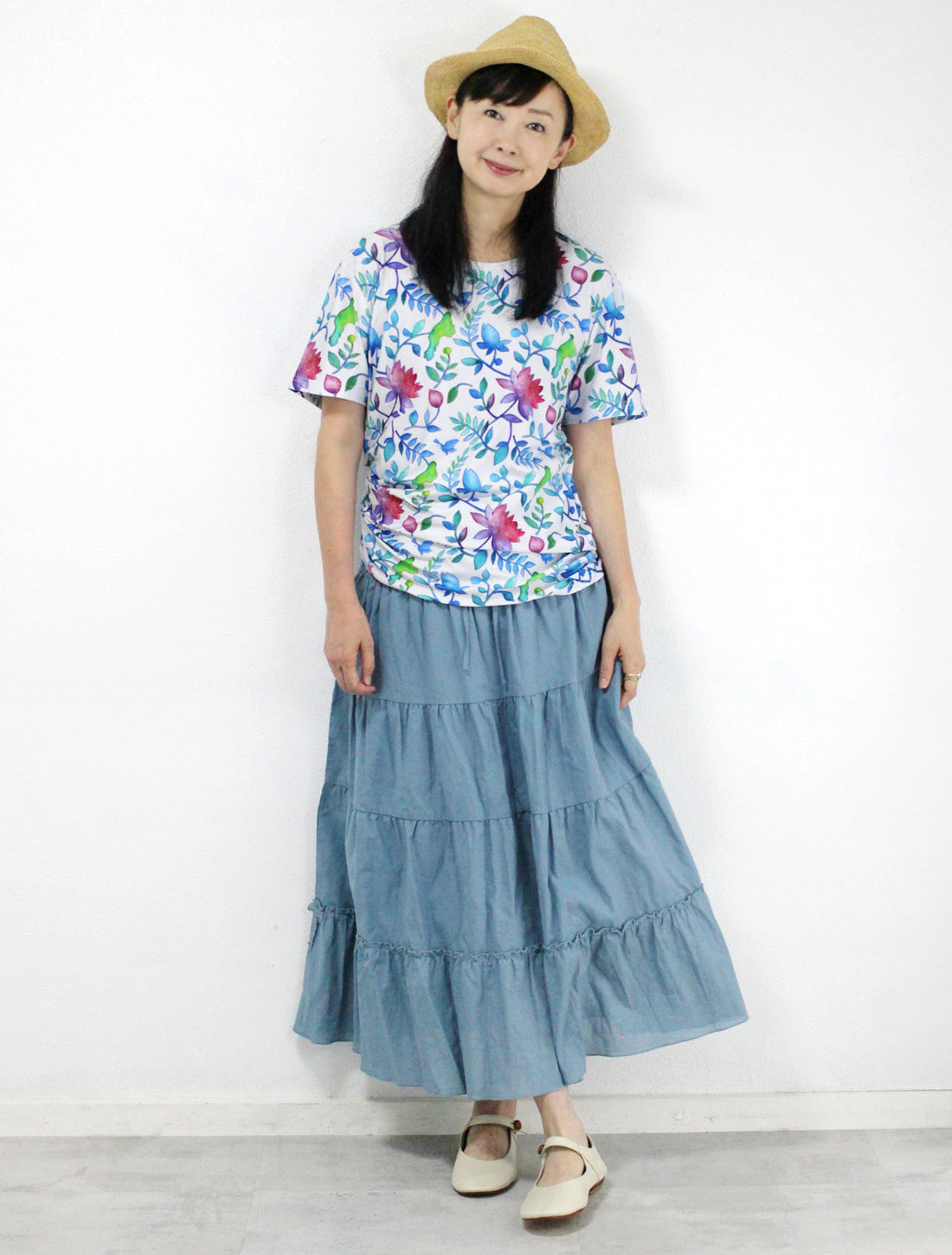 カラフルプリントレーヨンTシャツ