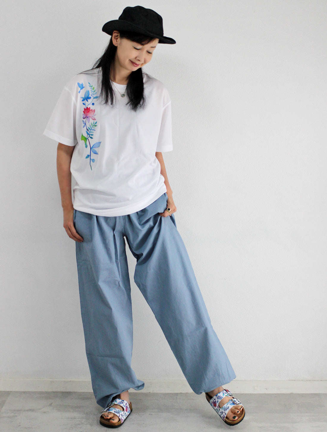 ロータスボタニカルプリントドライTシャツ