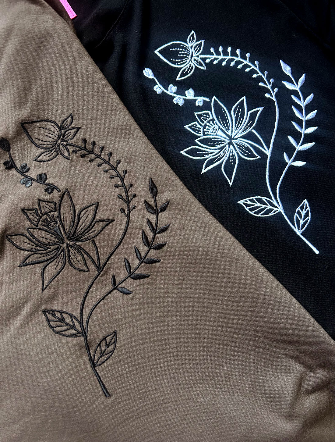 蓮刺繍フレアースリーブカットソー
