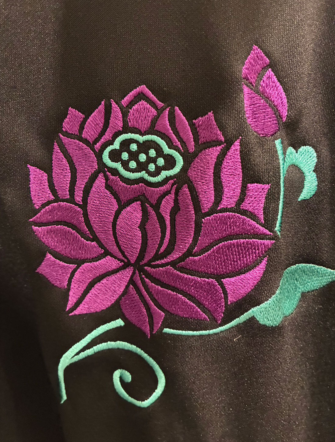蓮刺繍トラックジャケット ※予約※（11月初旬入荷）