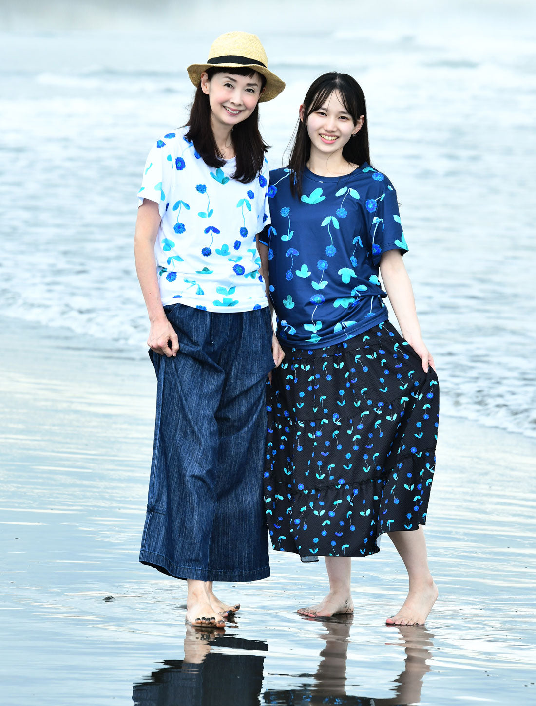 ★Treasure sale★Chrysanthemum embroidered silk satin blouse