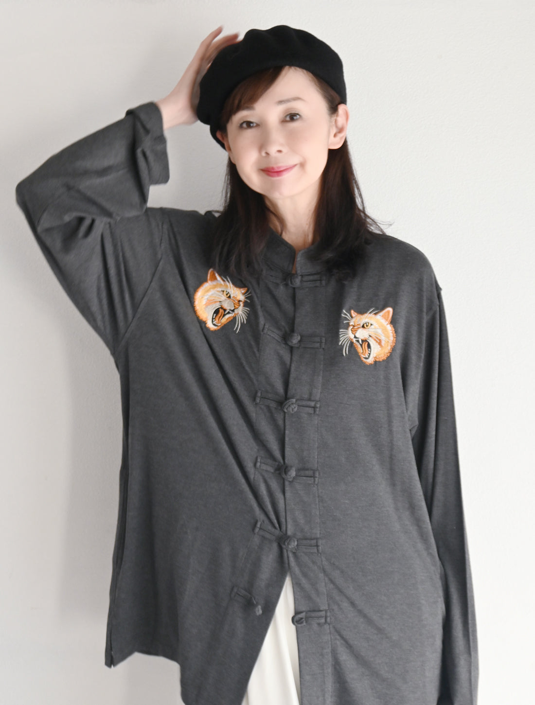 【25周年】猫刺繍マオカラーカーディガン※予約