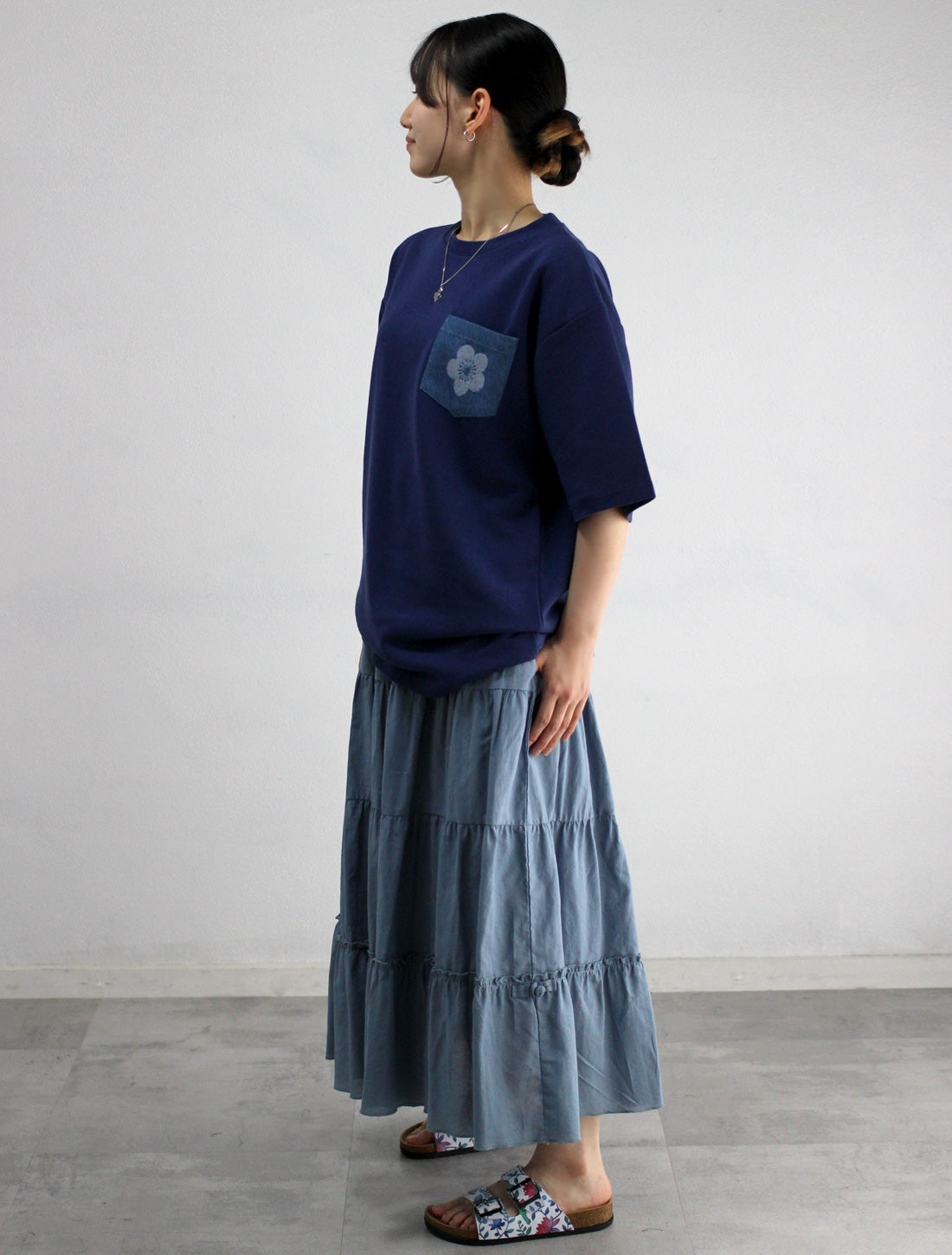 梅柄ポケットTシャツ
