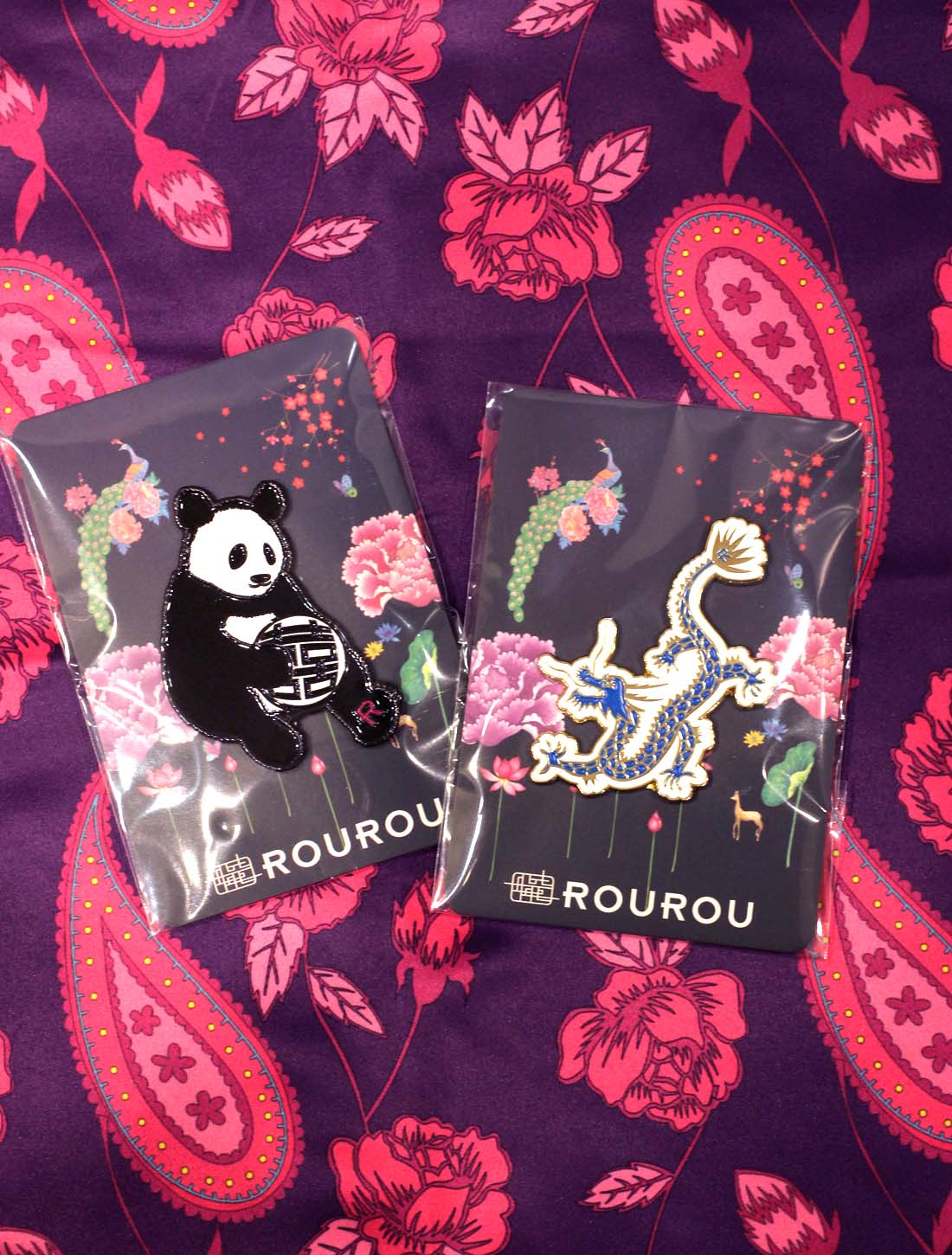 ROUROUピンバッジ