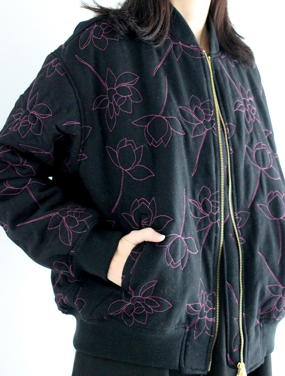 【25周年】蓮刺繍キルティングブルゾン