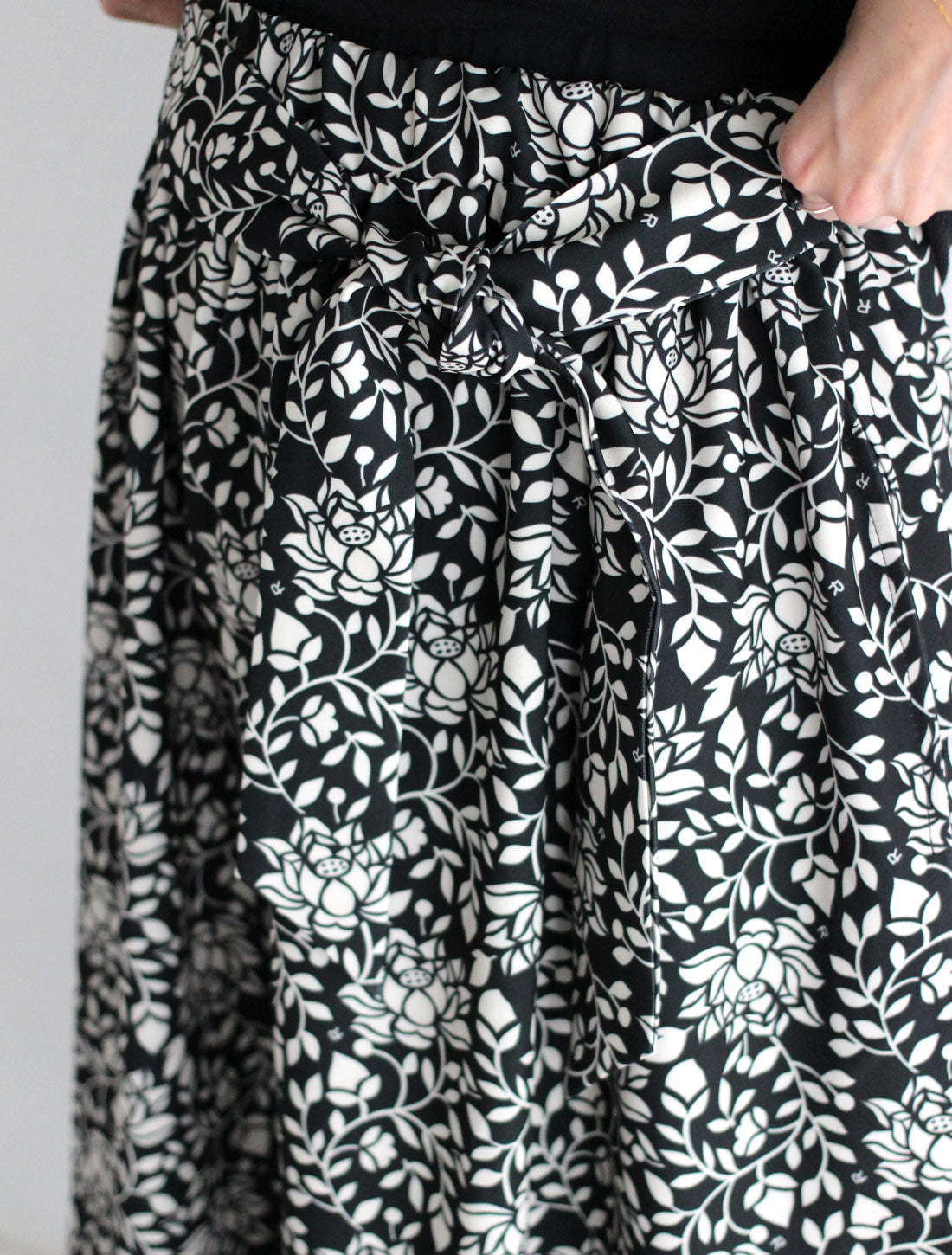 LOTUS Arabesque Skirt with Sash Belt
