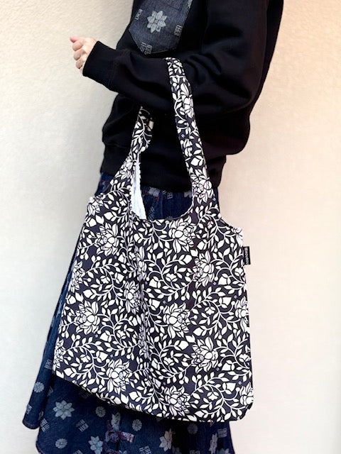 カラフルキャンバストート2026