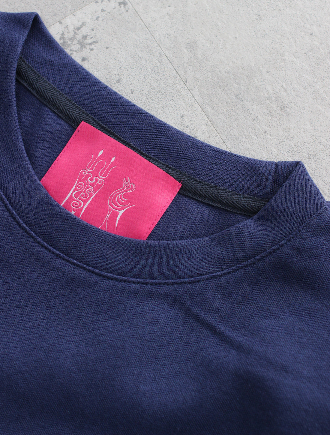 梅柄ポケットTシャツ