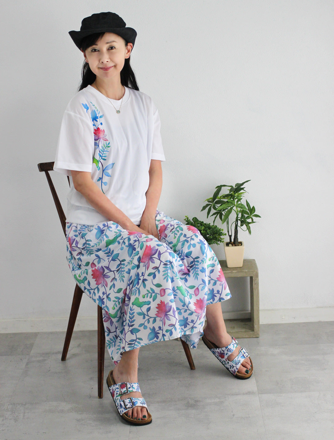 ロータスボタニカルプリントドライTシャツ