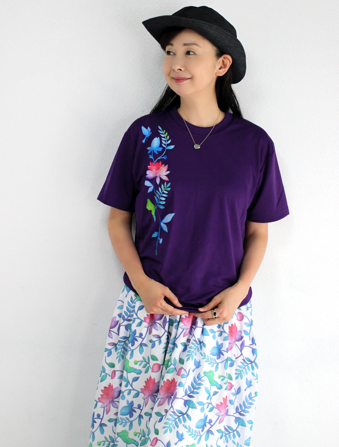 ロータスボタニカルプリントドライTシャツ
