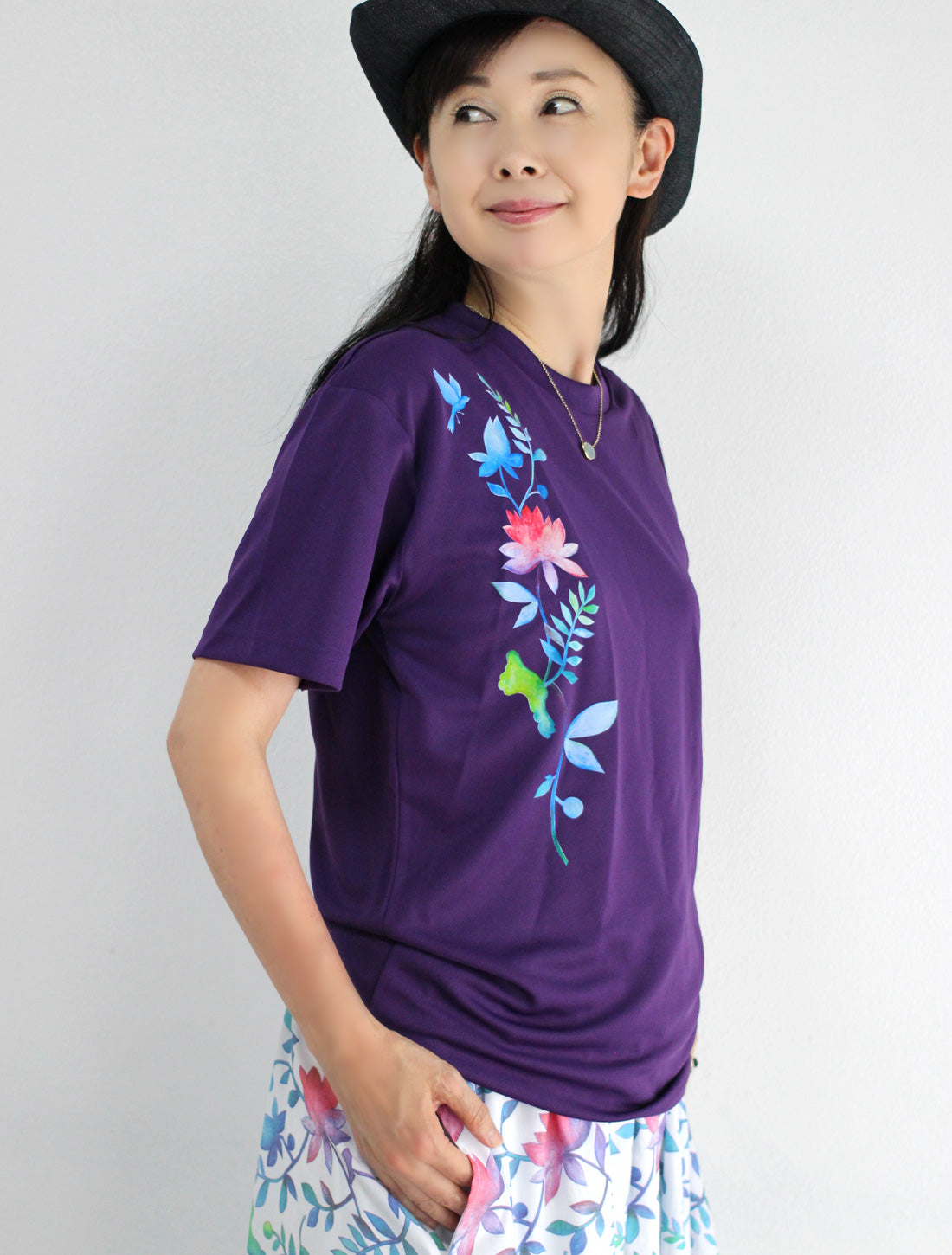 ロータスボタニカルプリントドライTシャツ