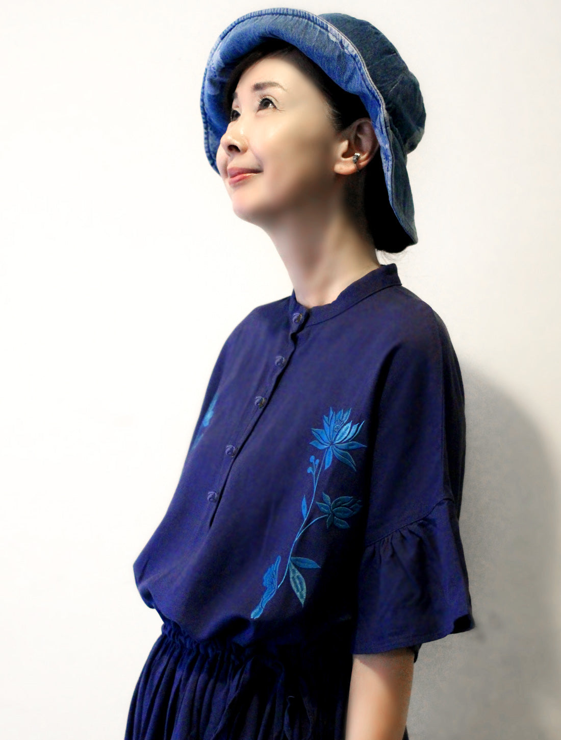ロータス刺繍レーヨンリネンワンピース